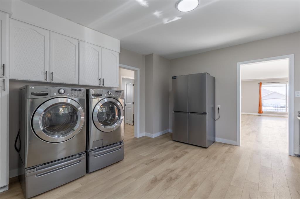Picture for 257 2 Street W https://www.cirrealty.ca/reb/ldar/3/A2258613_13.jpg