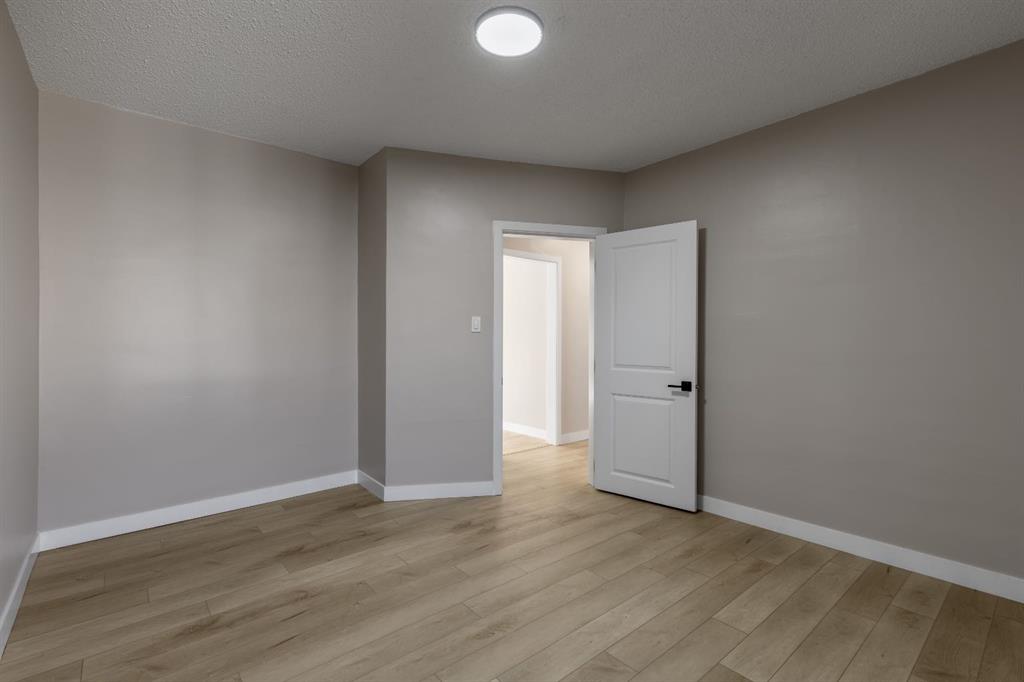 Picture for 257 2 Street W https://www.cirrealty.ca/reb/ldar/3/A2258613_15.jpg