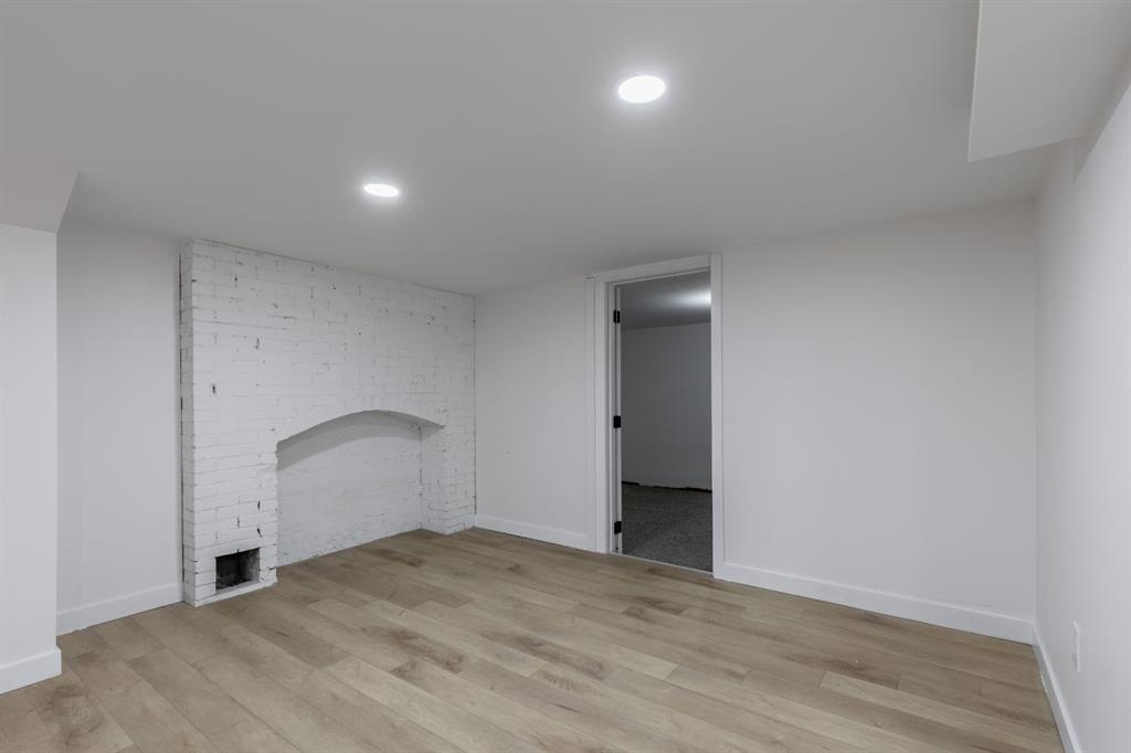 Picture for 257 2 Street W https://www.cirrealty.ca/reb/ldar/3/A2258613_23.jpg