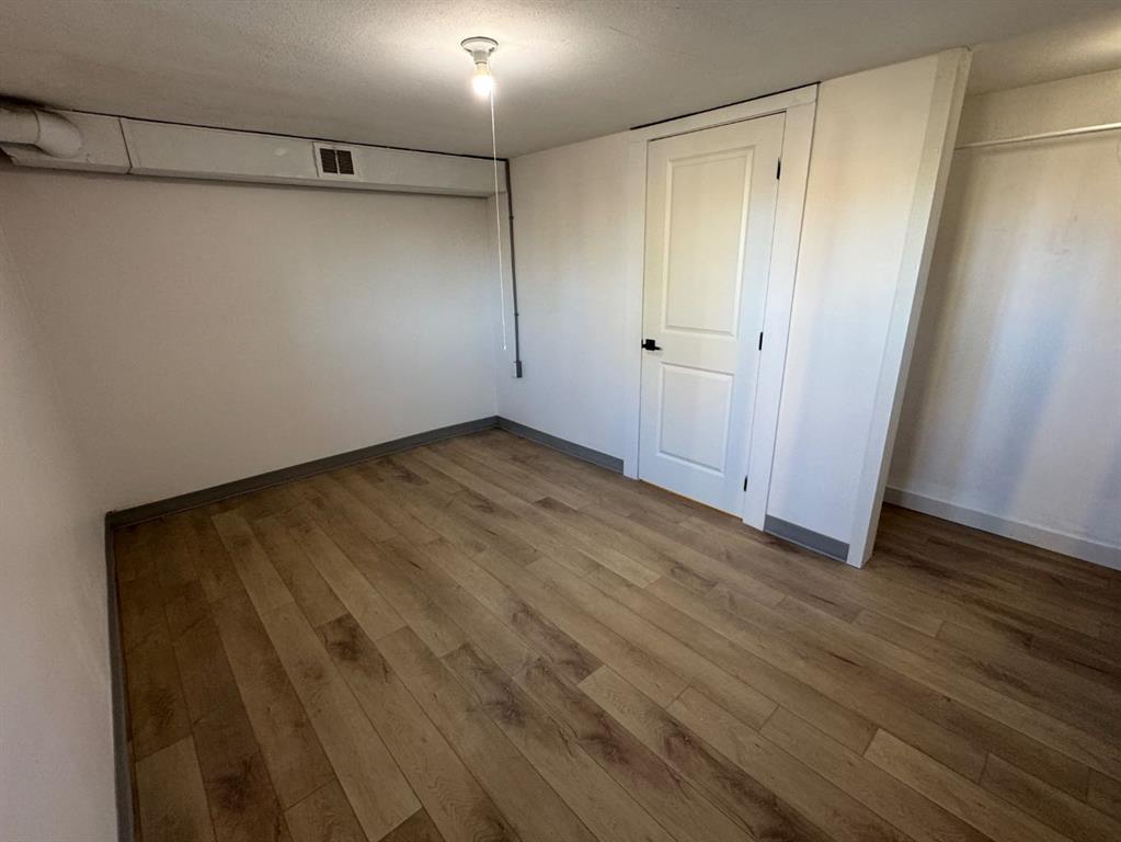 Picture for 257 2 Street W https://www.cirrealty.ca/reb/ldar/3/A2258613_30.jpg