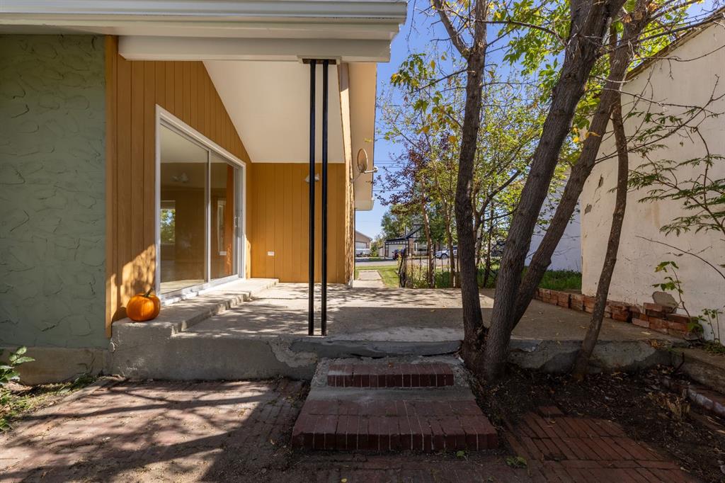 Picture for 257 2 Street W https://www.cirrealty.ca/reb/ldar/3/A2258613_35.jpg