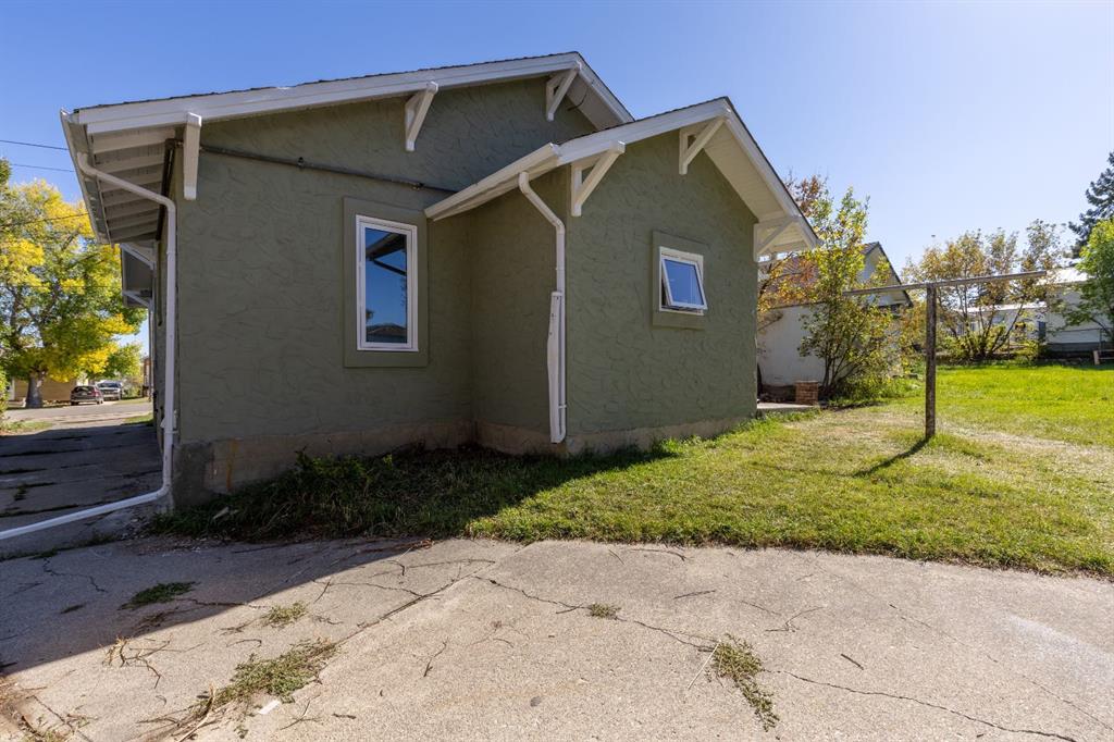Picture for 257 2 Street W https://www.cirrealty.ca/reb/ldar/3/A2258613_41.jpg