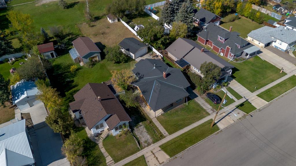 Picture for 257 2 Street W https://www.cirrealty.ca/reb/ldar/3/A2258613_47.jpg
