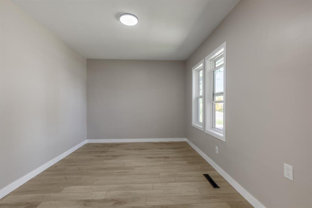 Picture for 257 2 Street W https://www.cirrealty.ca/reb/ldar/3/A2258613_9.jpg