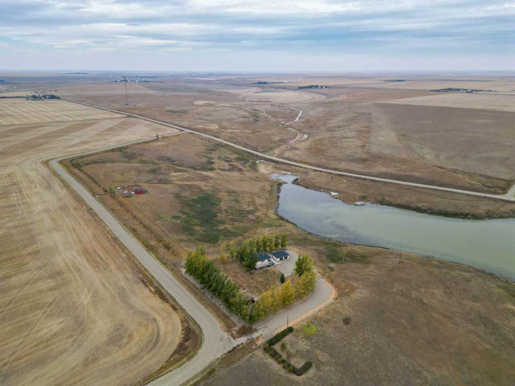 Picture for 53068 RGE RD 181   https://www.cirrealty.ca/reb/ldar/3/A2259193_8.jpg