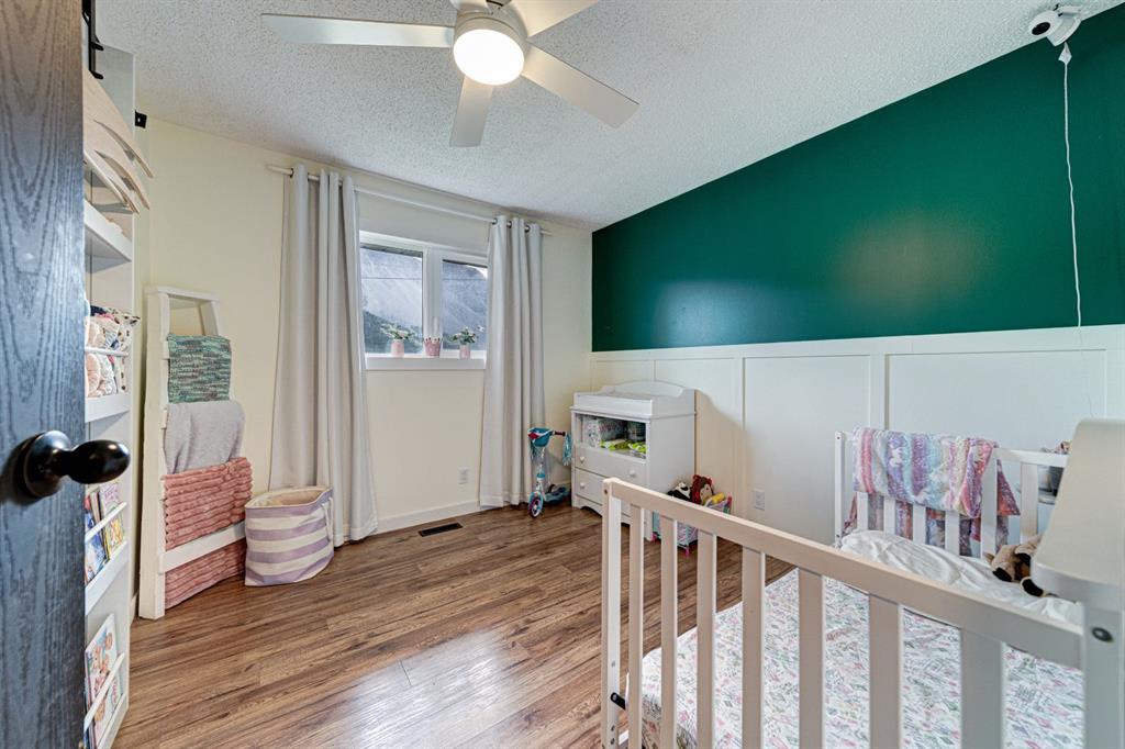 Picture for 21009 21 Avenue  https://www.cirrealty.ca/reb/ldar/3/A2260633_19.jpg