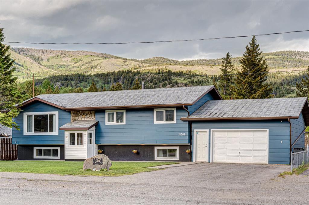Picture for 21009 21 Avenue  https://www.cirrealty.ca/reb/ldar/3/A2260633_2.jpg