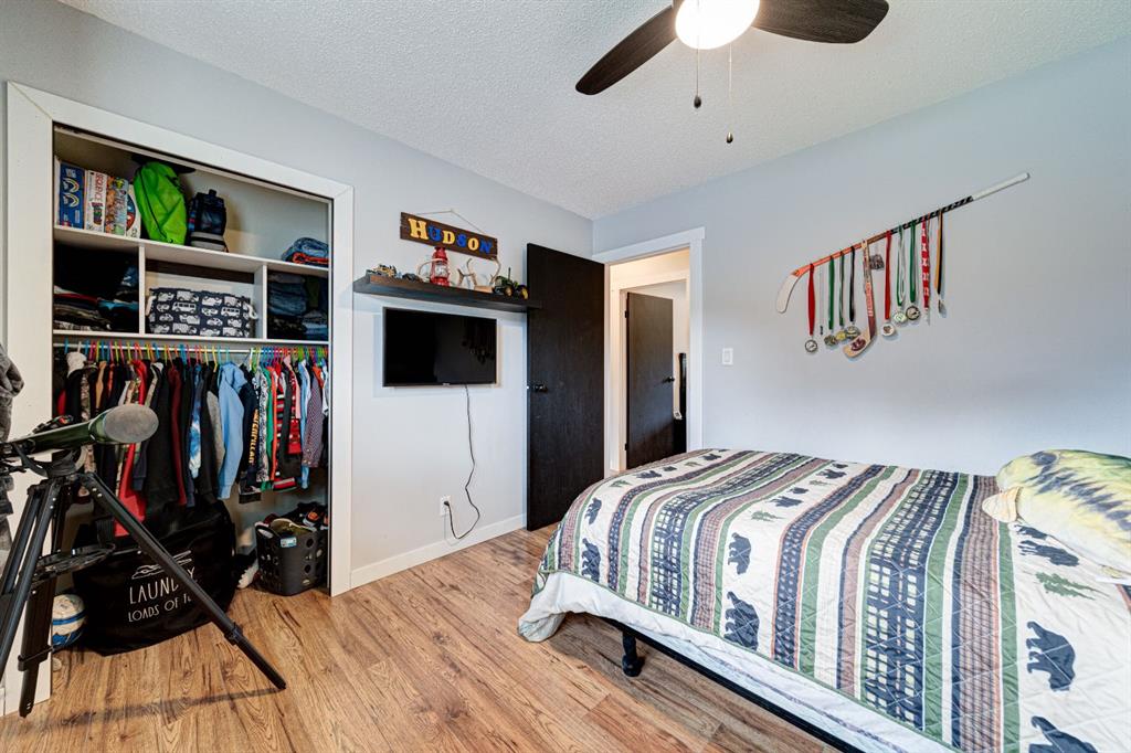 Picture for 21009 21 Avenue  https://www.cirrealty.ca/reb/ldar/3/A2260633_23.jpg