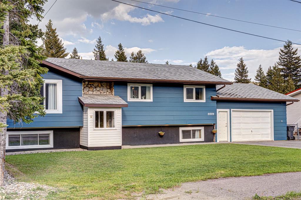 Picture for 21009 21 Avenue  https://www.cirrealty.ca/reb/ldar/3/A2260633_3.jpg