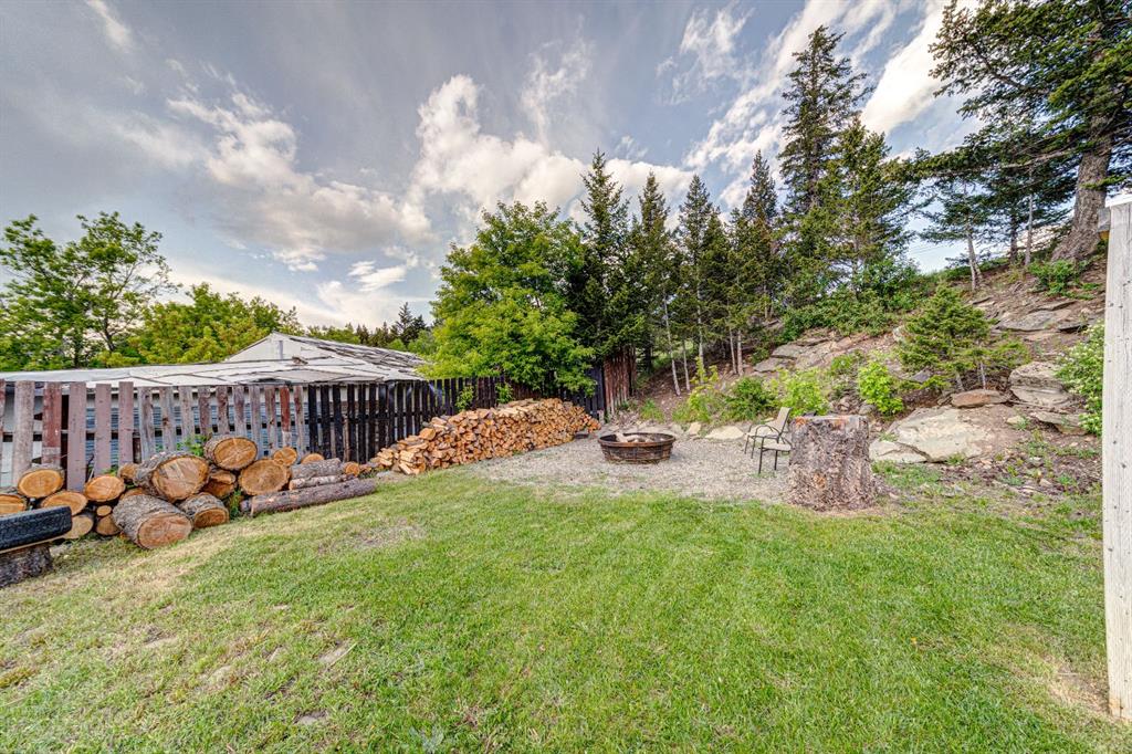 Picture for 21009 21 Avenue  https://www.cirrealty.ca/reb/ldar/3/A2260633_45.jpg
