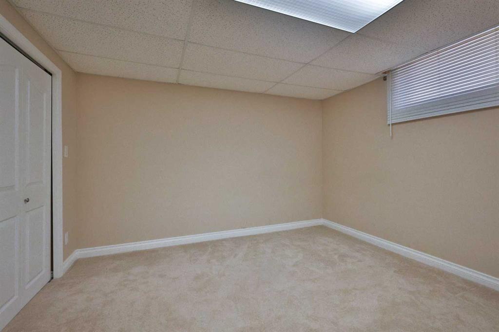Picture for 50 N 100 W   https://www.cirrealty.ca/reb/ldar/3/A2263443_26.jpg