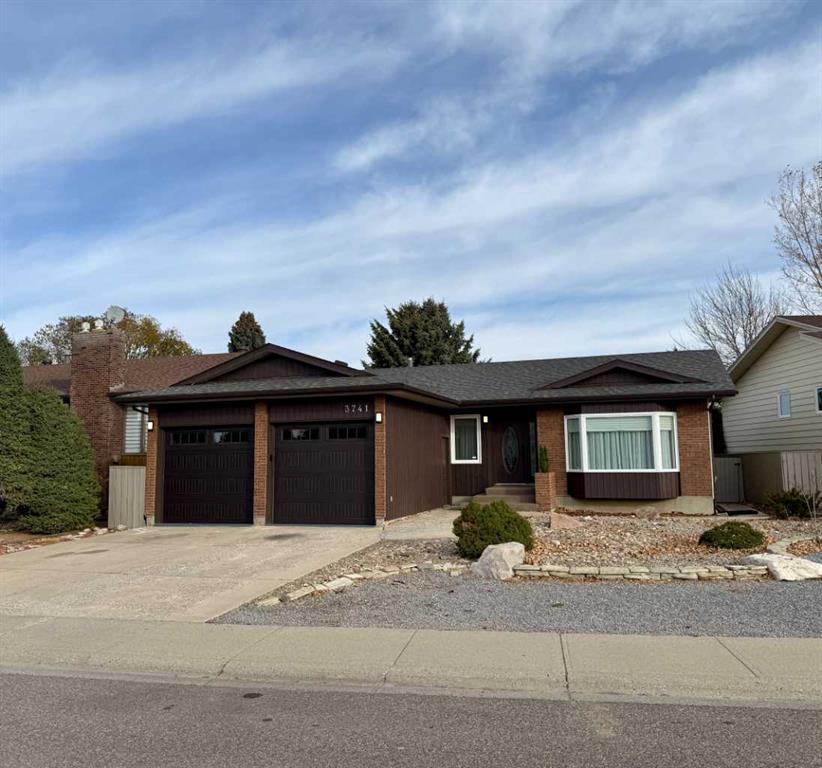 Picture for 3741 Redwood Road S