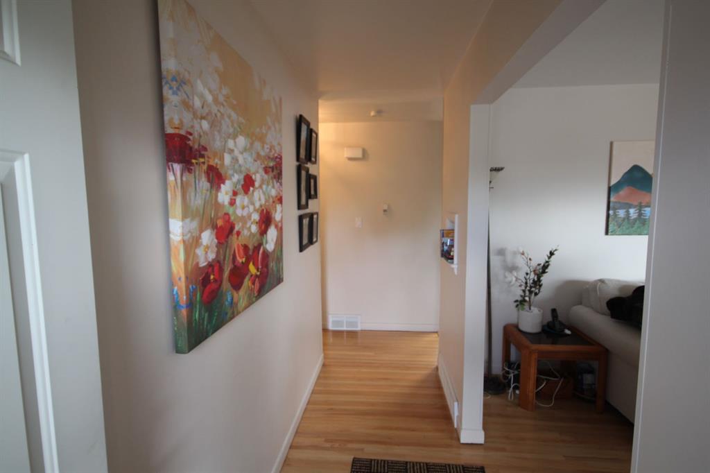 Picture for 1023 29A Street S