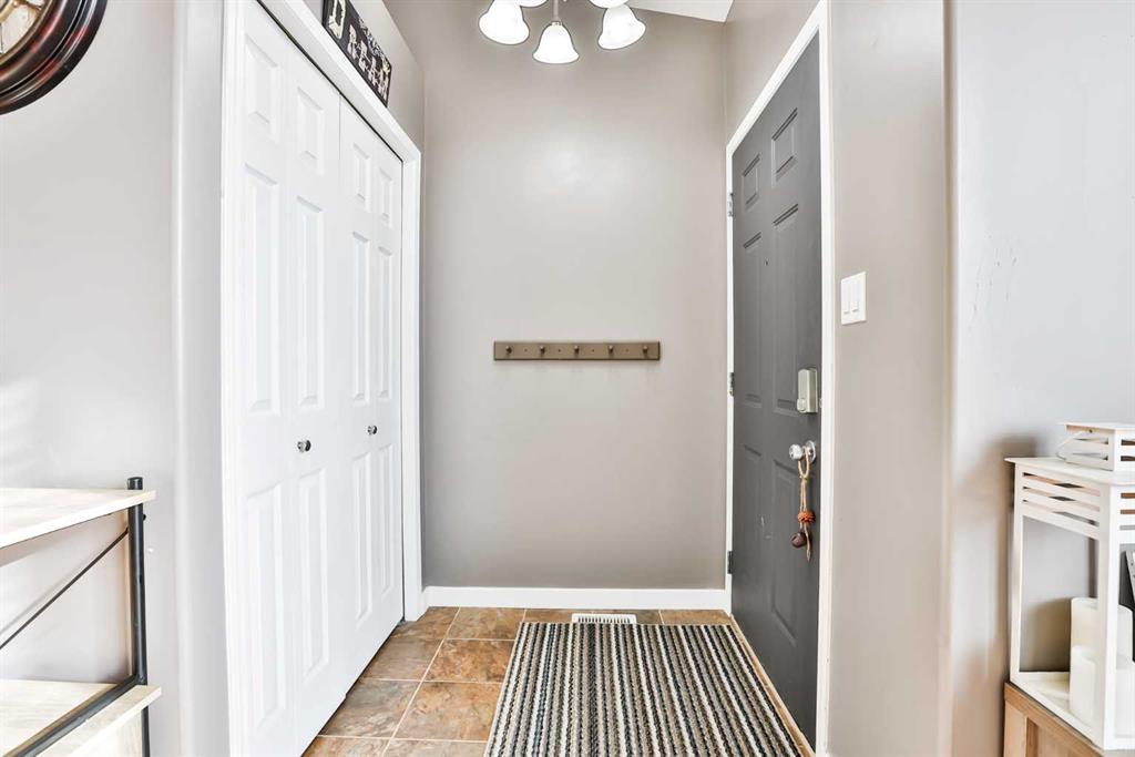 Picture for 455 Blackfoot Manor W