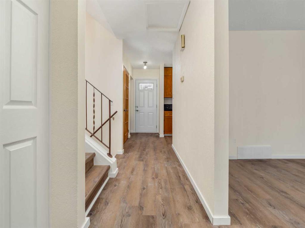 Picture for 2426 14 Street N