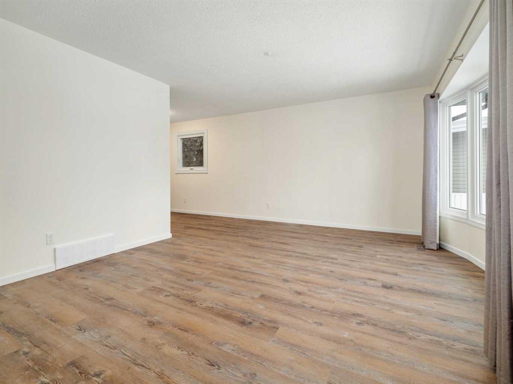 Picture for 2426 14 Street N