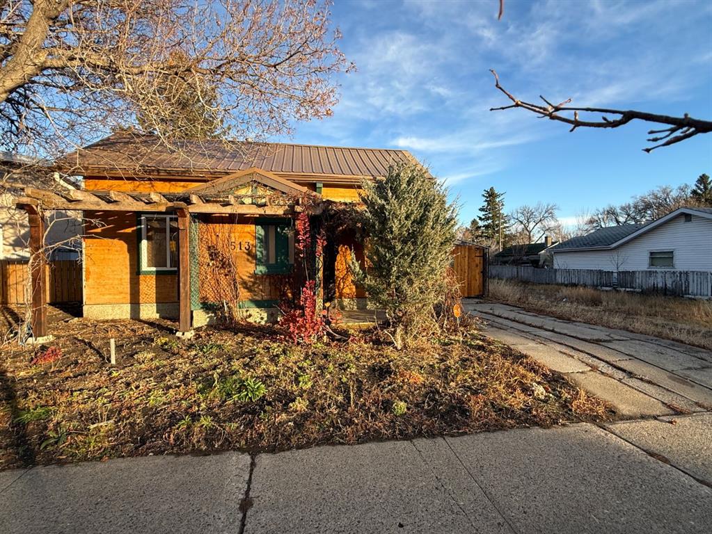 Picture for 513 19 Street N