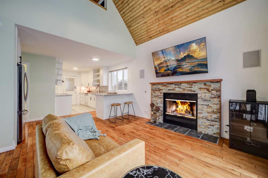 Picture for 2102 214 Street 