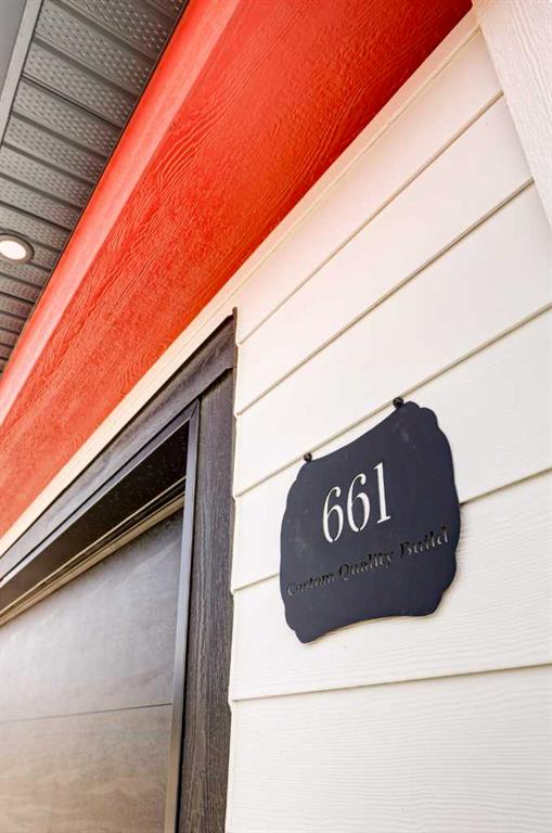 Picture for 661 Devonia Road W