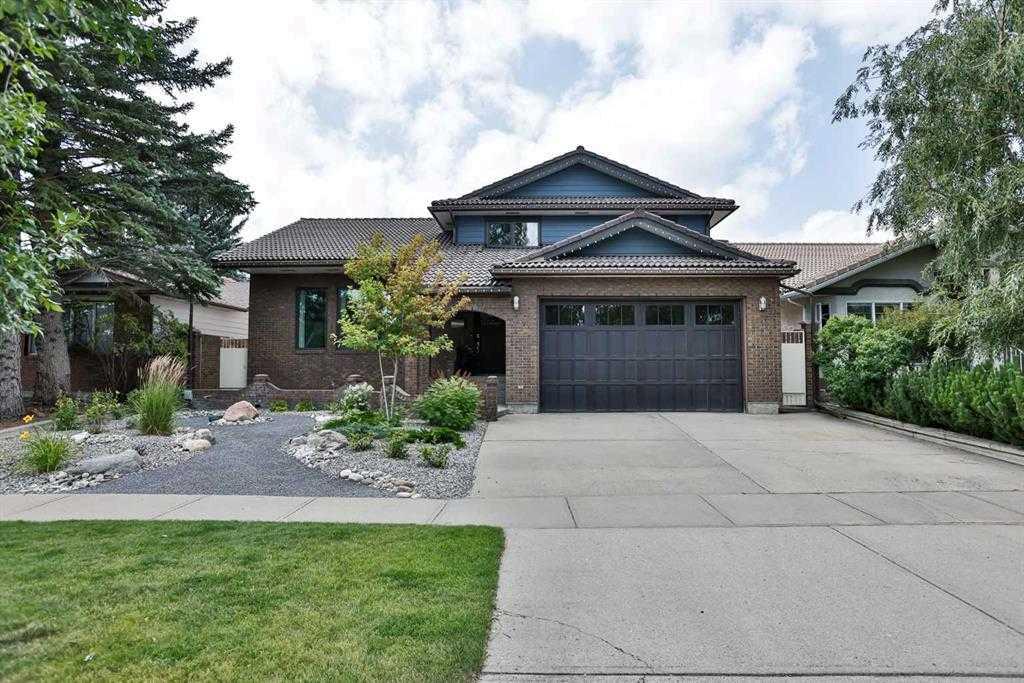 Picture for 234 McMaster Boulevard W