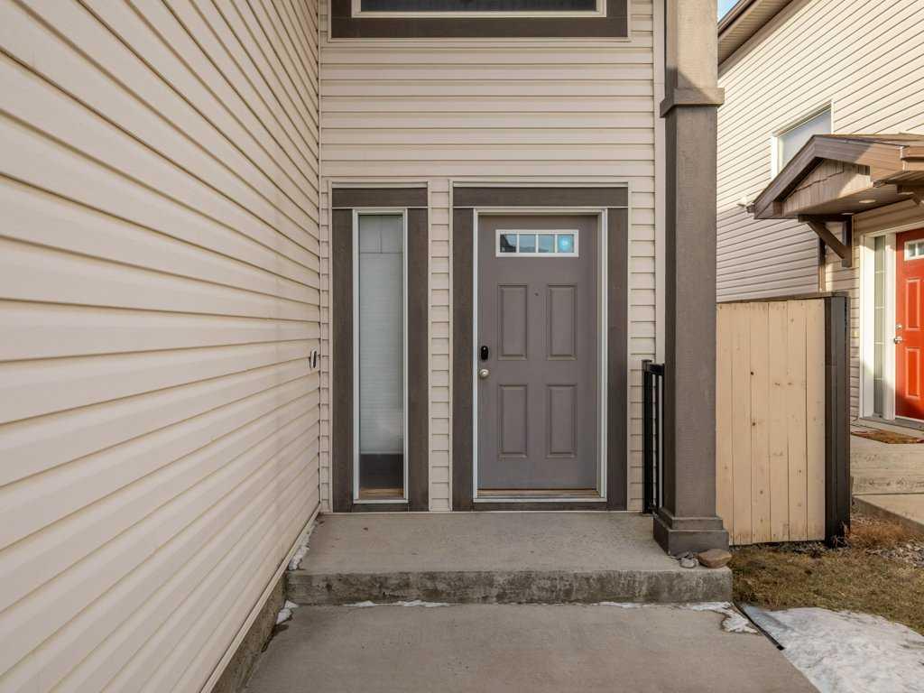 Picture for 757 Silkstone Close W