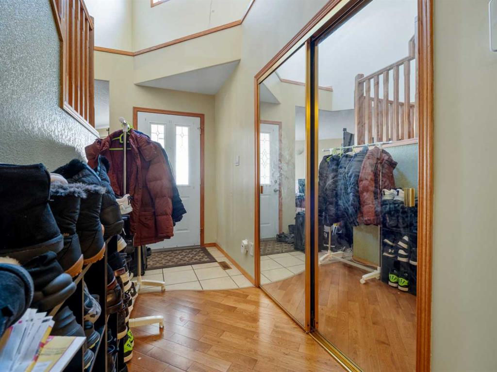 Picture for 10 Fairmont Crescent S