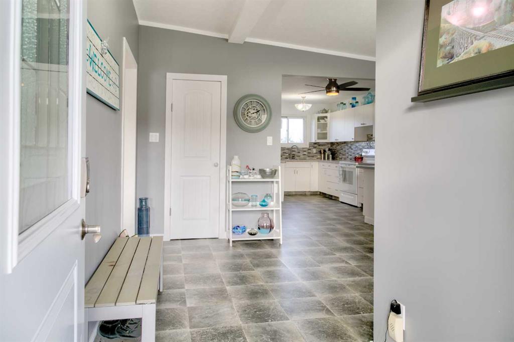 Picture for 135 5 Avenue E