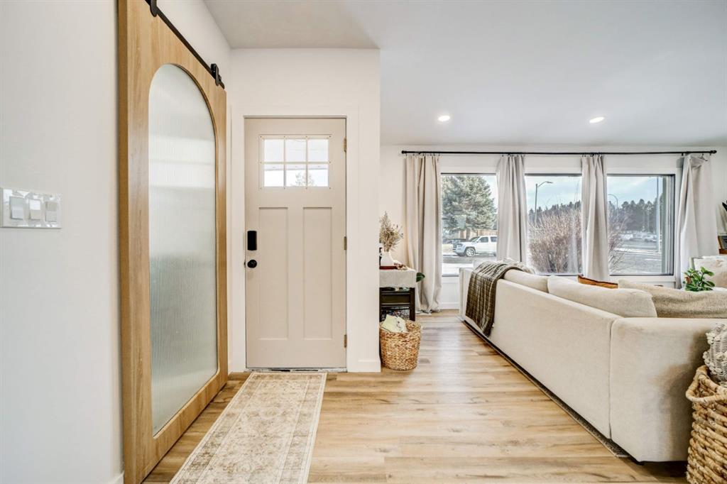 Picture for 1116 10 Street S