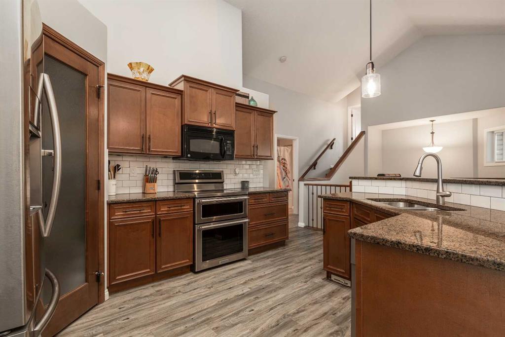 Picture for 1644 Coalbanks Boulevard W