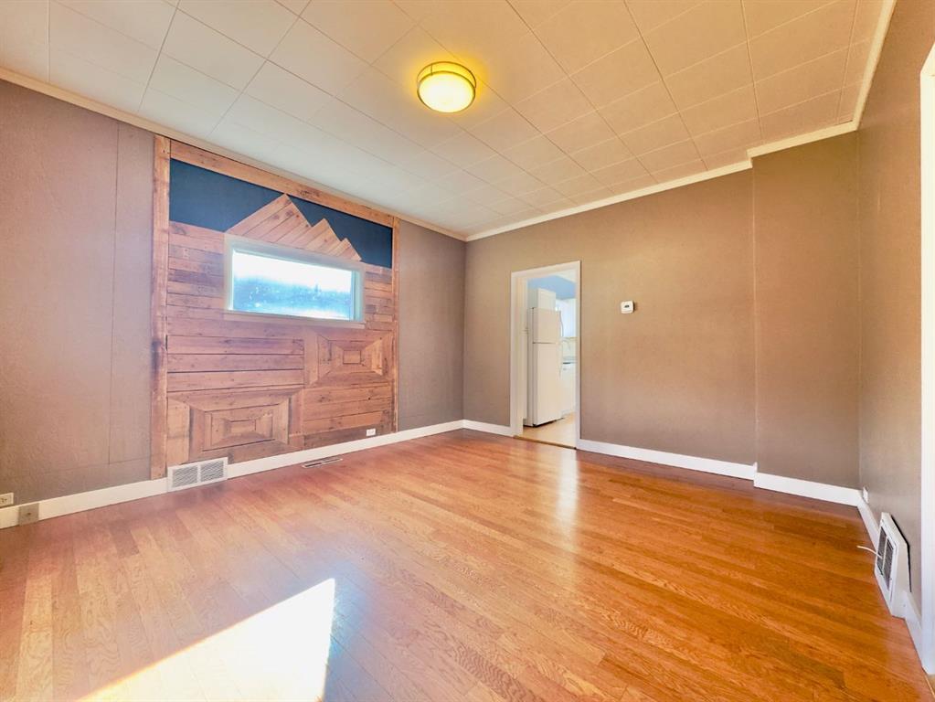 Picture for 13030 21 Avenue  