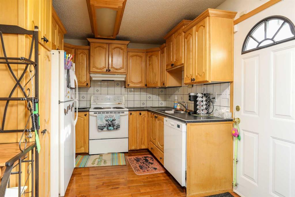 Picture for 210 MacEwan Street 