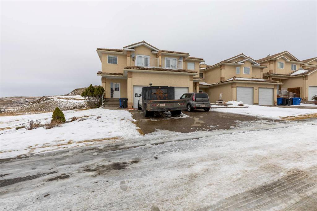 Picture for 4, 369 Canyon Boulevard W