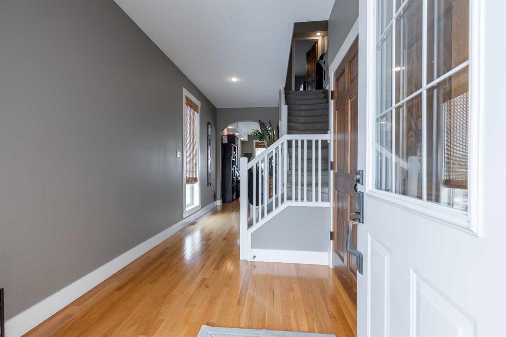 Picture for 4, 369 Canyon Boulevard W