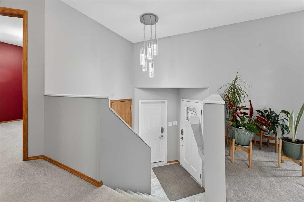 Picture for 95 Stoney Crescent W