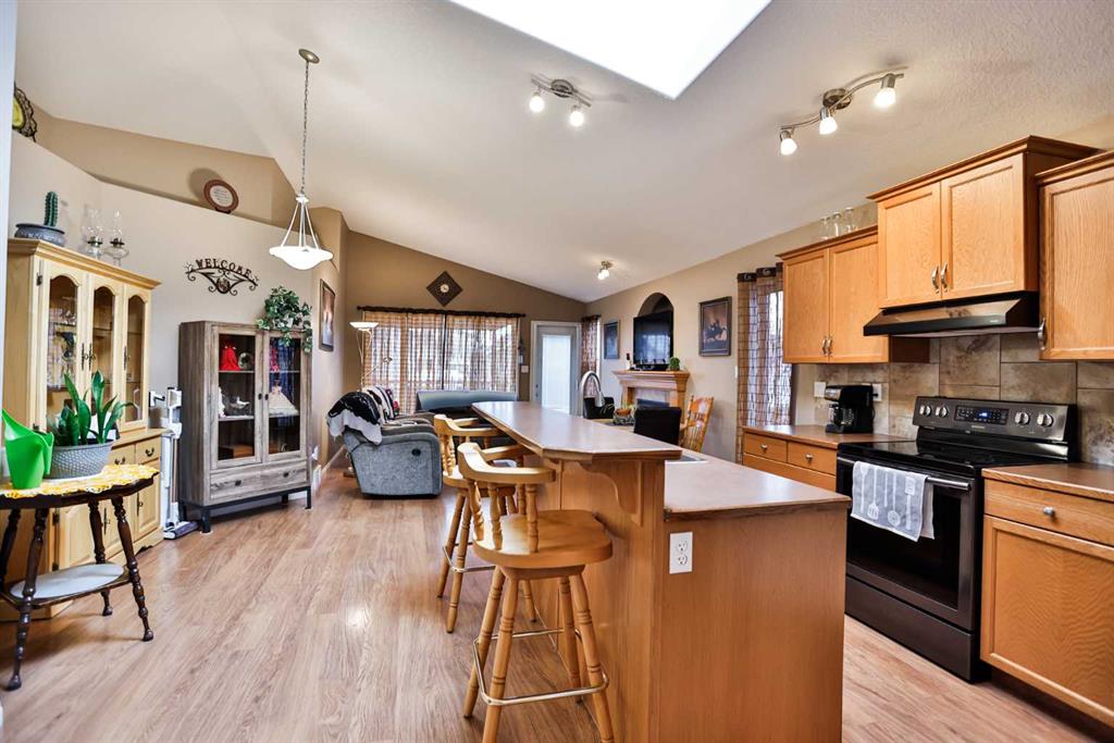 Picture for 408 Thyrza Burkitt Link N