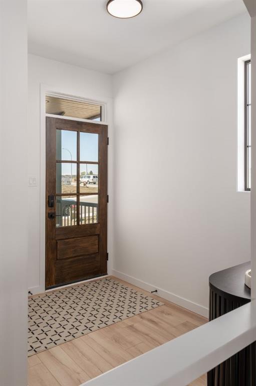 Picture for 706 Violet Place W