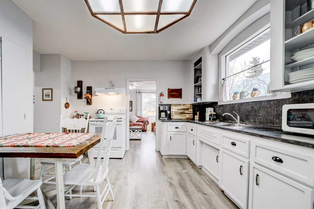 Picture for 8630 17 Avenue 