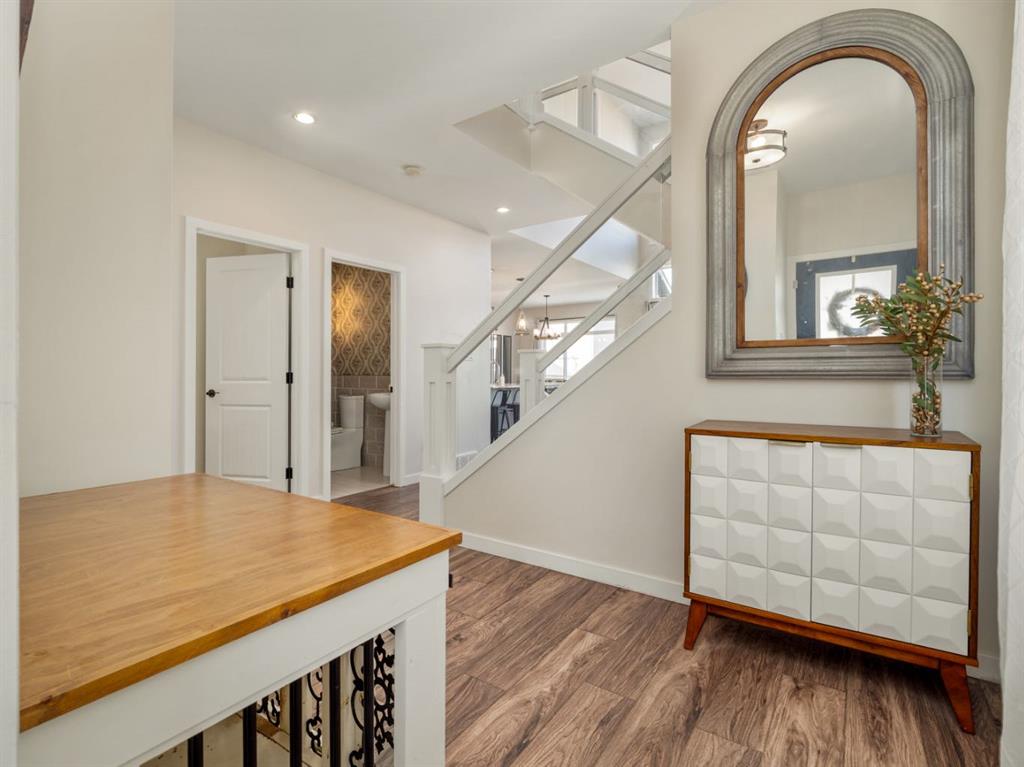 Picture for 653 Aquitania Boulevard W