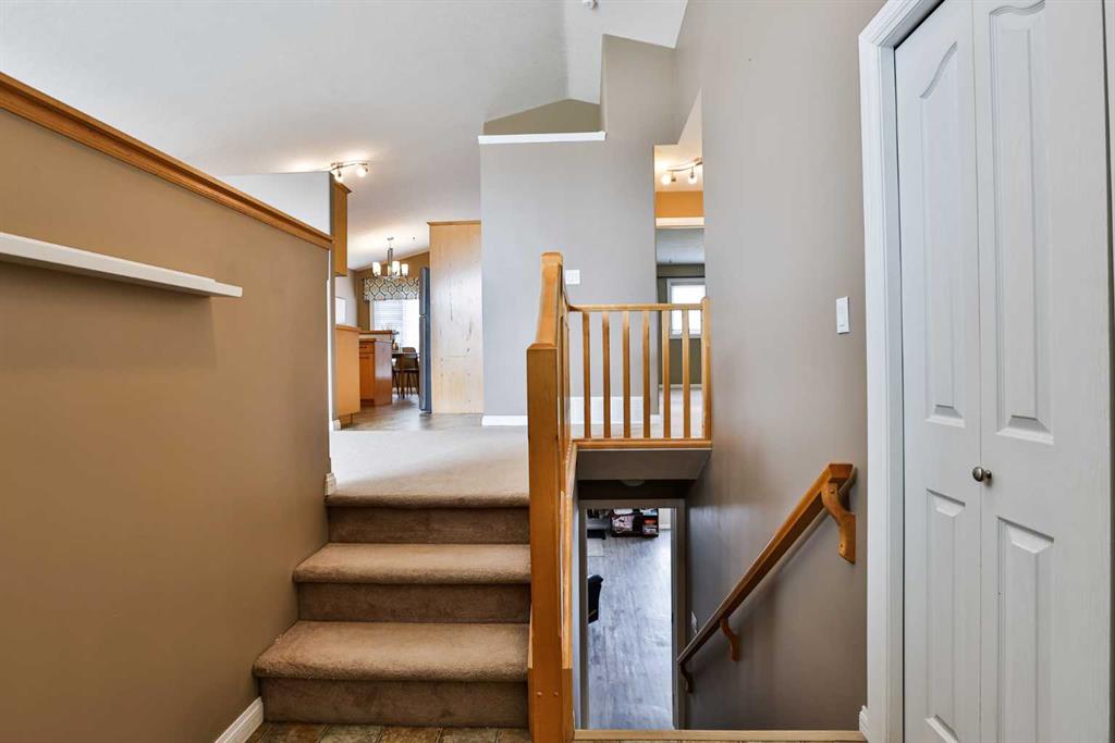 Picture for 15 Cowichan Court W