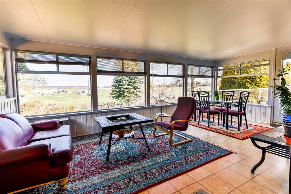 Picture for 86 Chippewa Crescent W