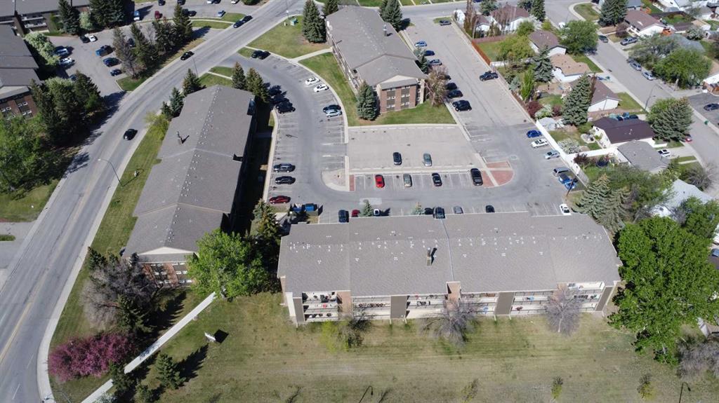 Picture for 308, 401 Columbia Boulevard W
