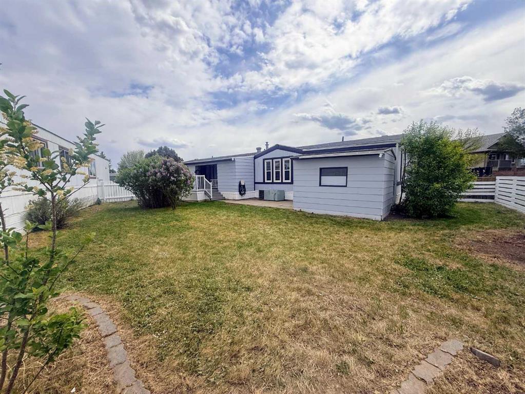 Picture for 301, 2300 13 Street N