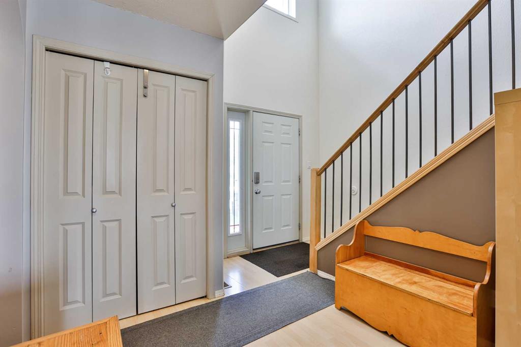 Picture for 142 Peigan Court W