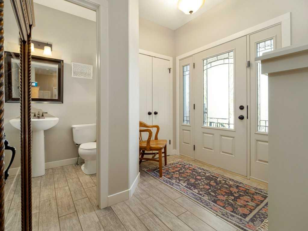 Picture for 147 Riverpark Boulevard W