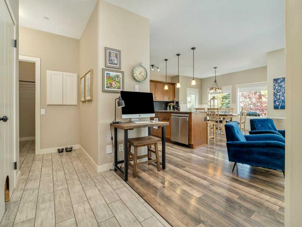 Picture for 147 Riverpark Boulevard W