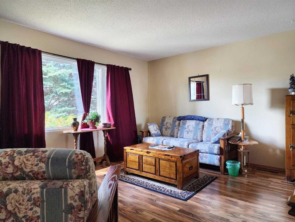 Picture for 2609 14 Avenue N