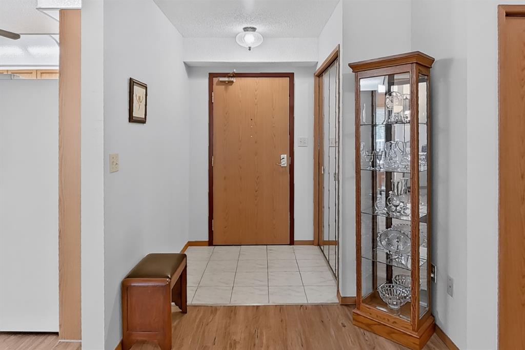 Picture for 322, 20 3 Street S