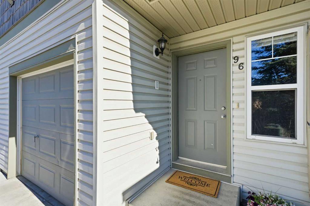 Picture for 96 Eversyde Court SW
