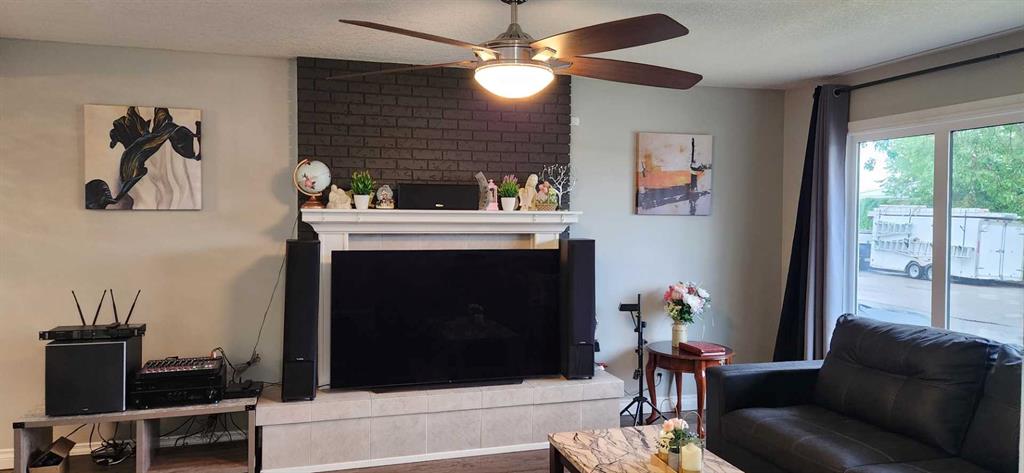 Picture for 526 33 Street S