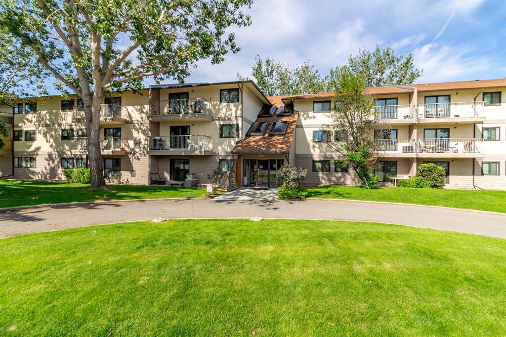 Picture for 209, 855 Columbia Blvd W  